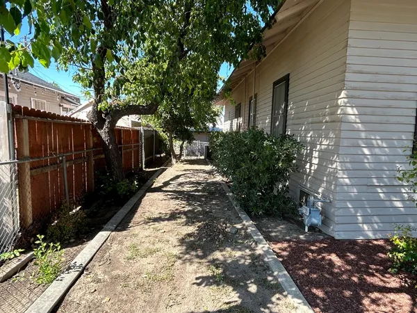 $260,000 | 2226 Arrants Street, Selma, CA 93662