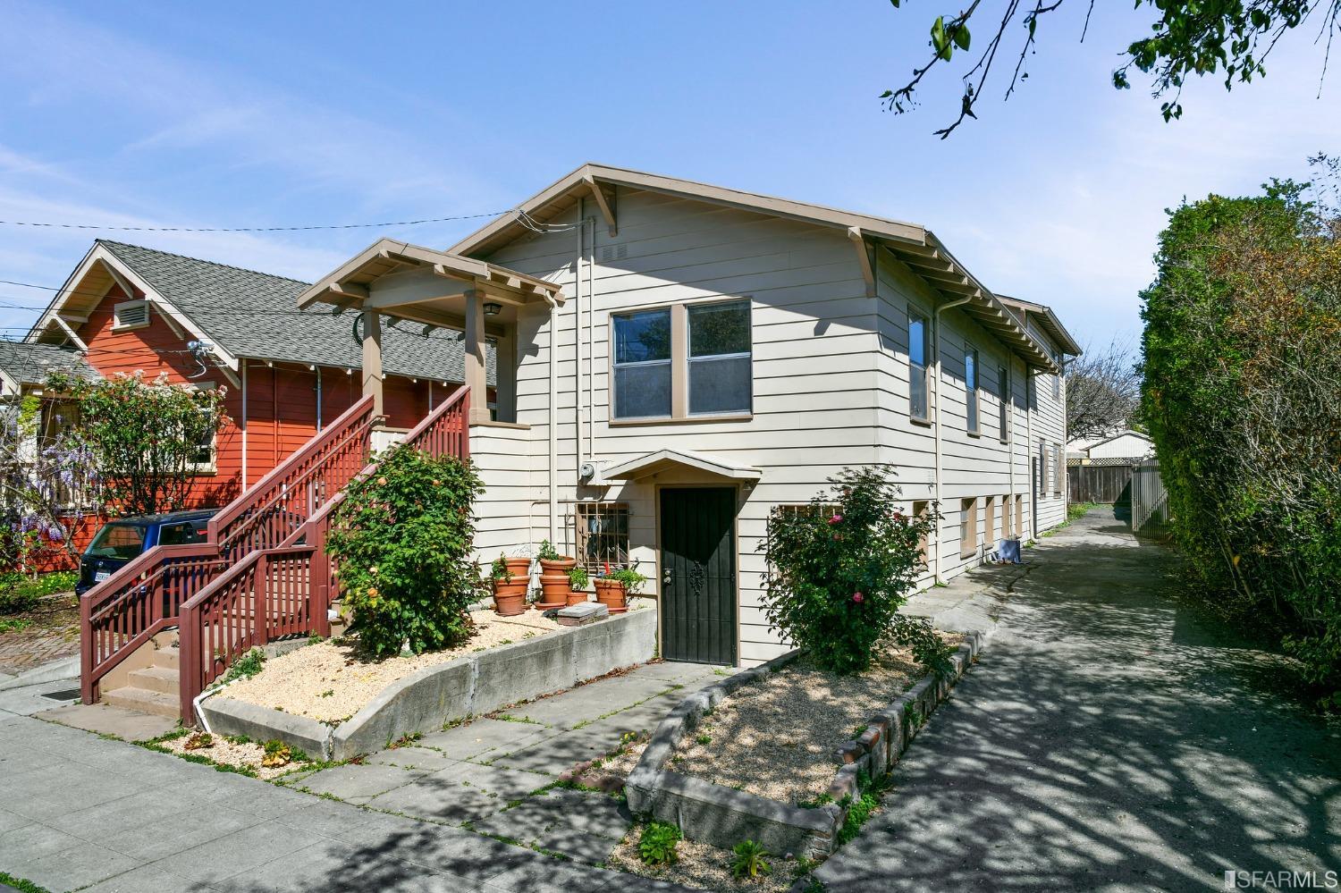 2437 Acton Street Berkeley, CA 94702 - Photo 2 of 36