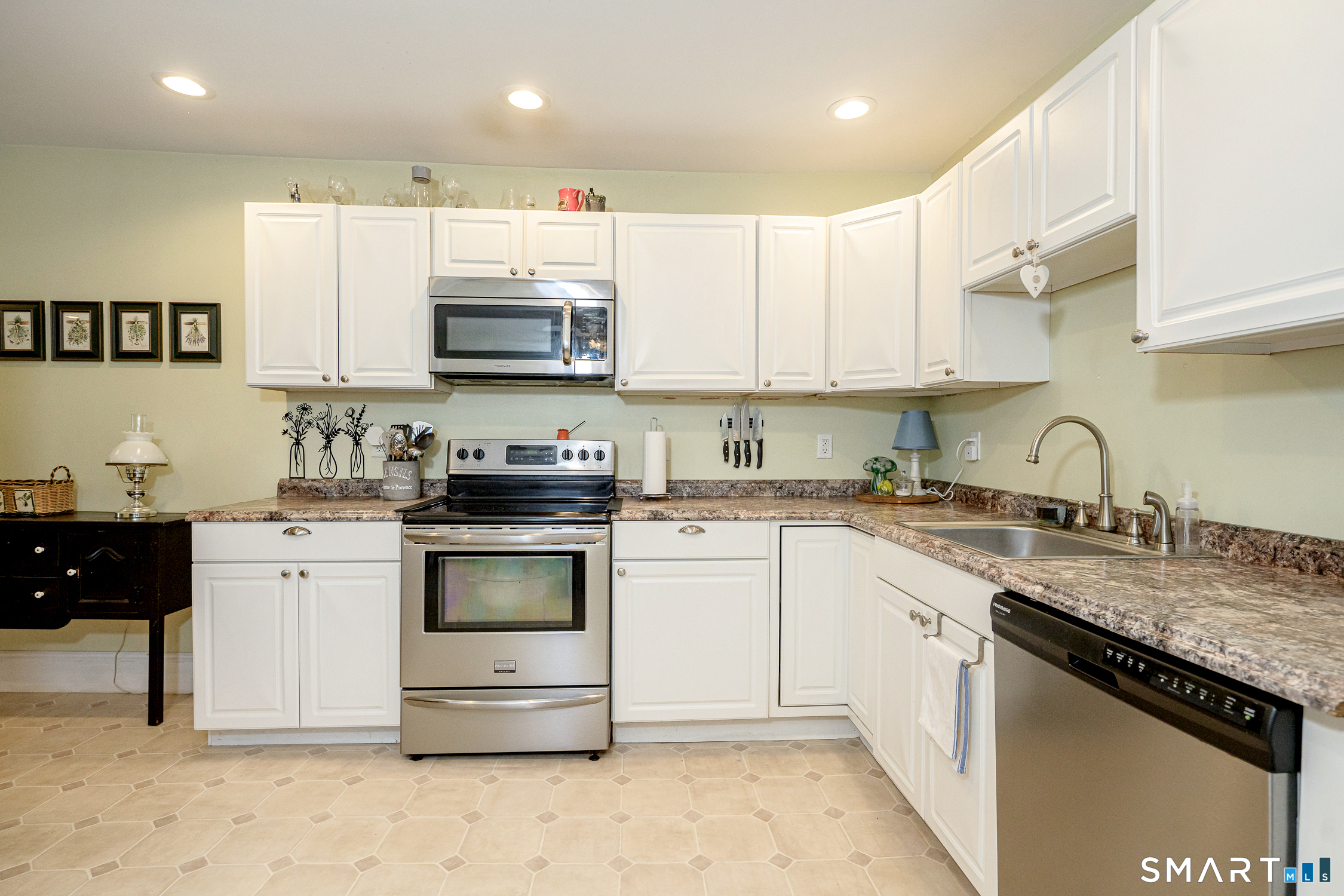69 Winter Street Killingly, CT 06239 - Photo 27 of 40