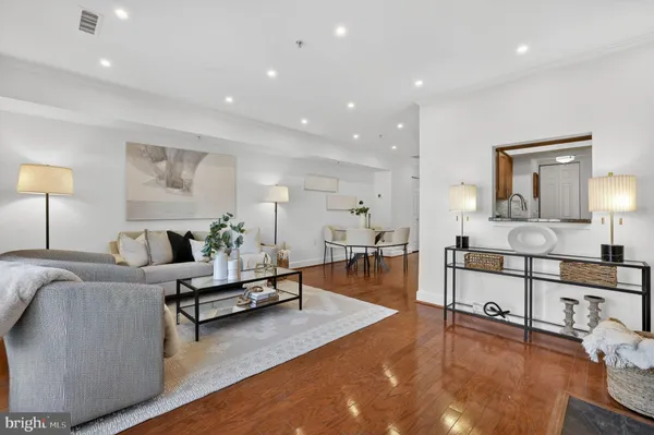$380,000 | 3805 Porter Street Northwest, Unit 201, Washington, DC 20016