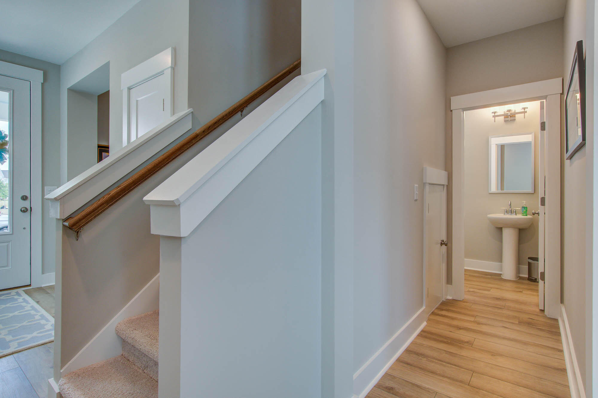 319 Baritone Road Summerville, SC 29486 - Photo 15 of 31 319 (14)