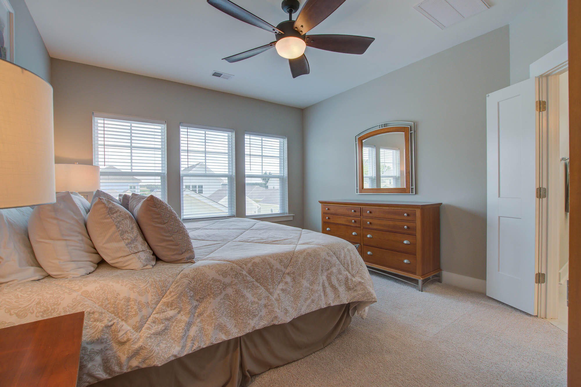 319 Baritone Road Summerville, SC 29486 - Photo 16 of 31 319 (15)