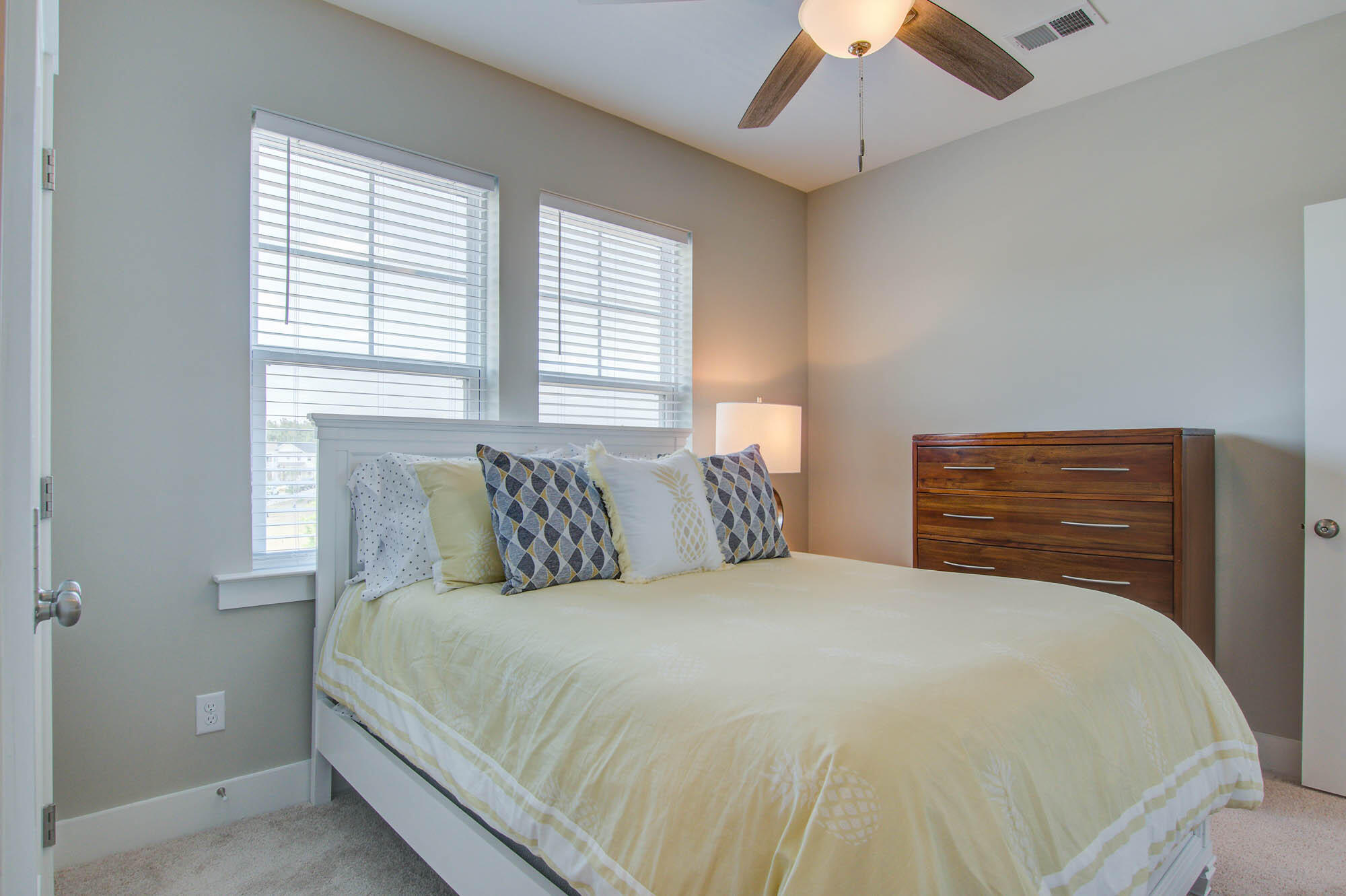 319 Baritone Road Summerville, SC 29486 - Photo 26 of 31 319 (25)