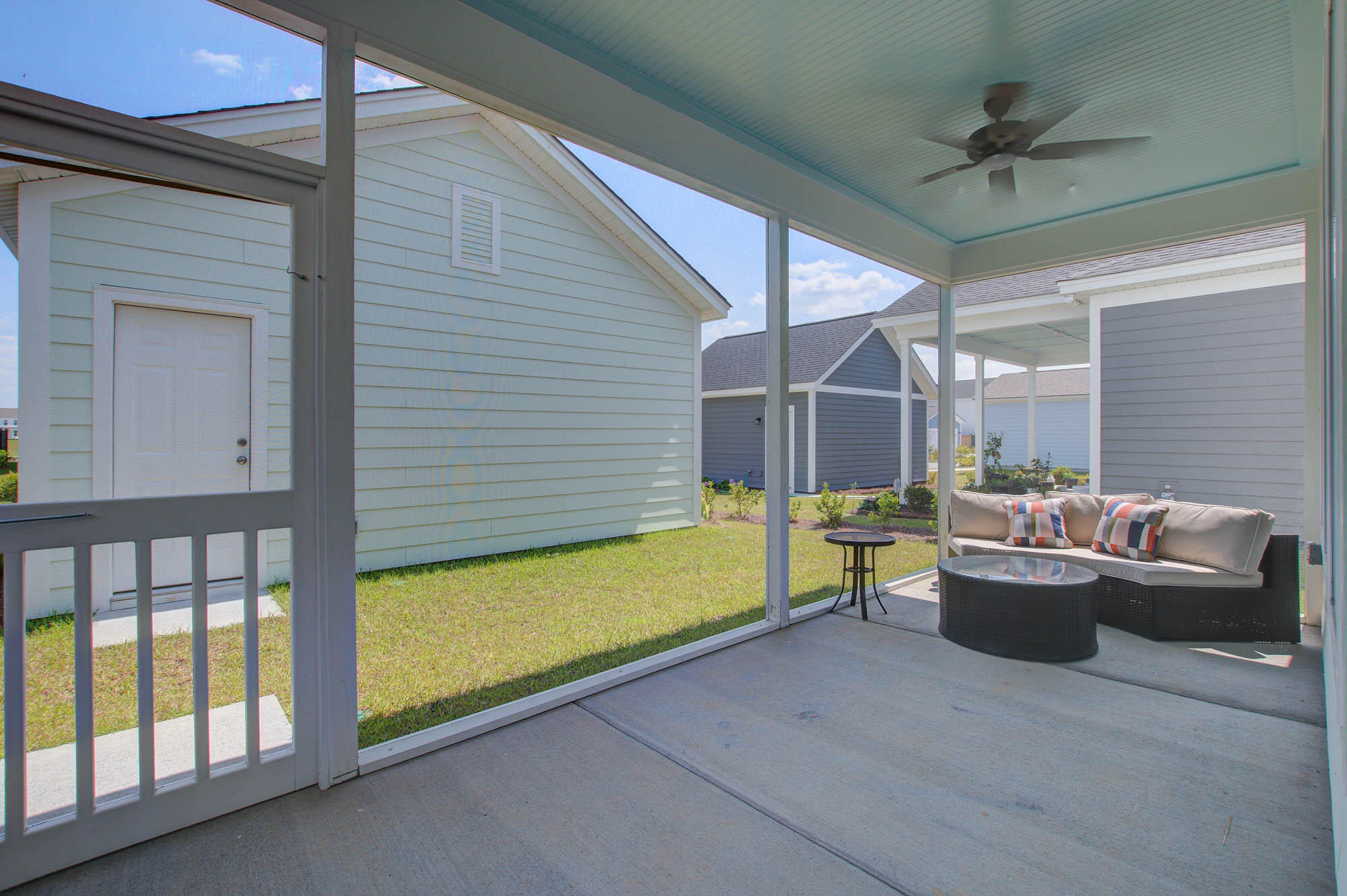 319 Baritone Road Summerville, SC 29486 - Photo 29 of 31 319 (28)