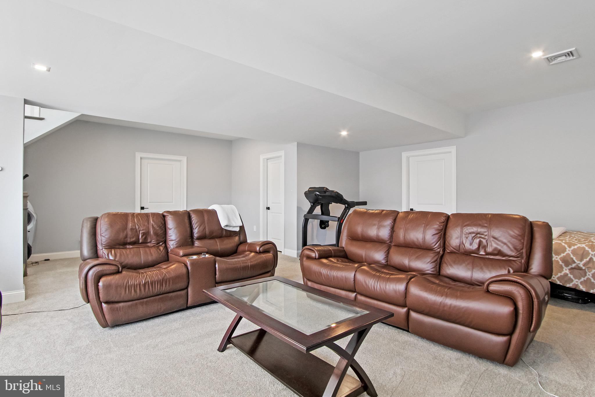 430 East Delp Road Lancaster, PA 17601 - Photo 42 of 50 Gallery Image 42