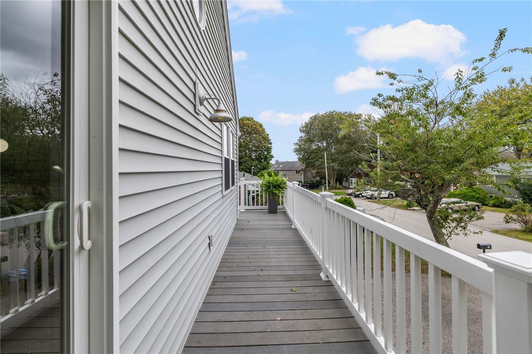 38 Maywood Road Narragansett, RI 02882 - Photo 8 of 38 Gallery Image 8