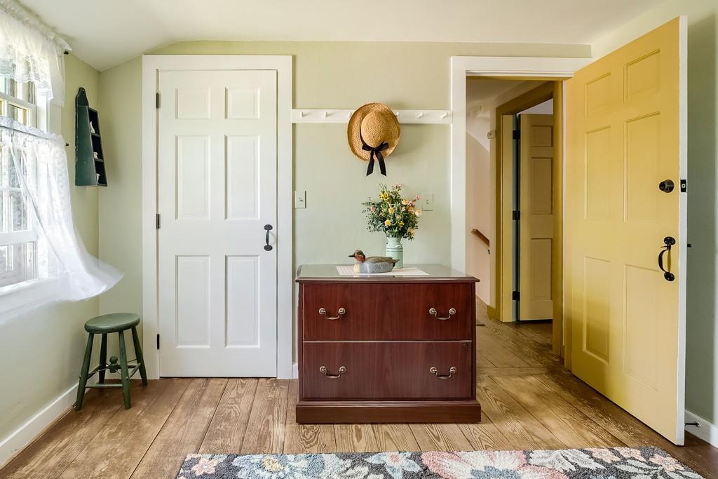 8 7 Bridge Road Lancaster, MA 01523 - Photo 7 of 11 Gallery Image 7