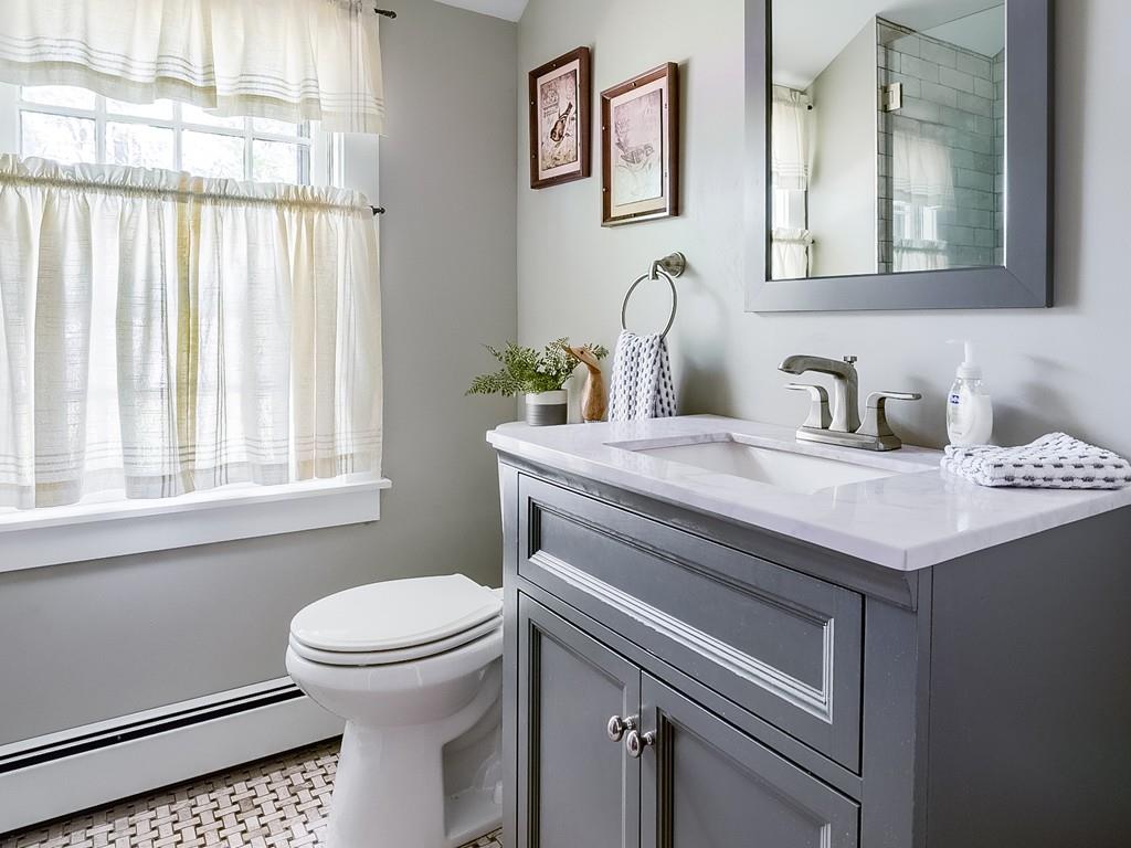 8 7 Bridge Road Lancaster, MA 01523 - Photo 8 of 11 Gallery Image 8