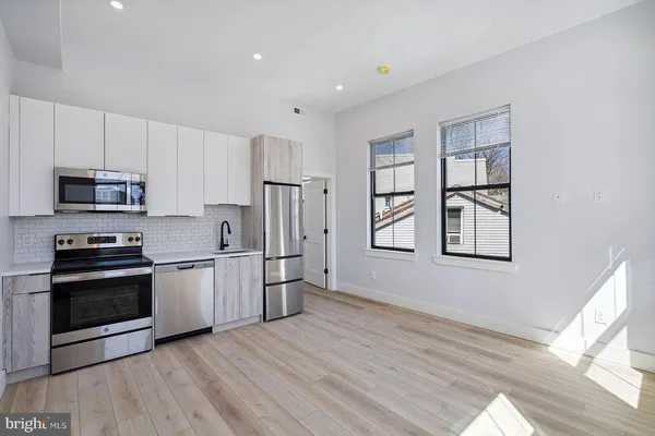 $2,099 | 3439 Lancaster Avenue, Unit 17, Philadelphia, PA 19104