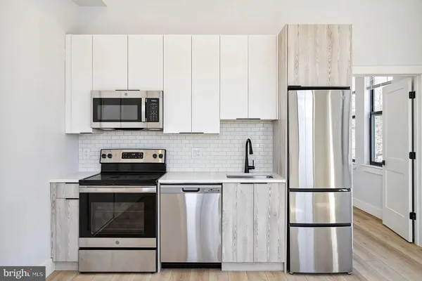 $2,099 | 3439 Lancaster Avenue, Unit 17, Philadelphia, PA 19104