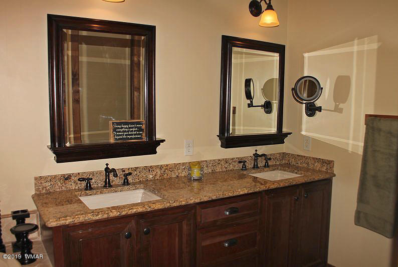 8219 Wild Horse Road Pinetop, AZ 85935 - Photo 13 of 36 Gallery Image 13