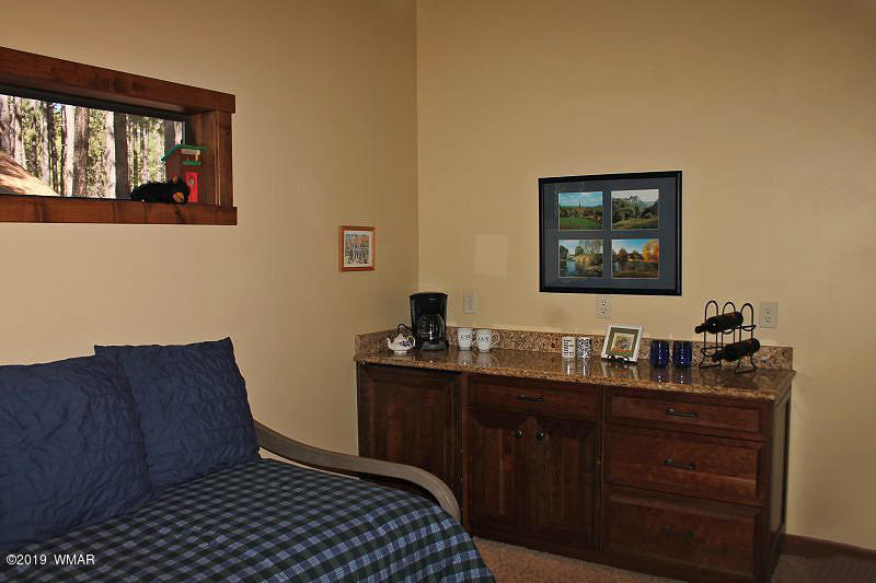 8219 Wild Horse Road Pinetop, AZ 85935 - Photo 15 of 36 Gallery Image 15