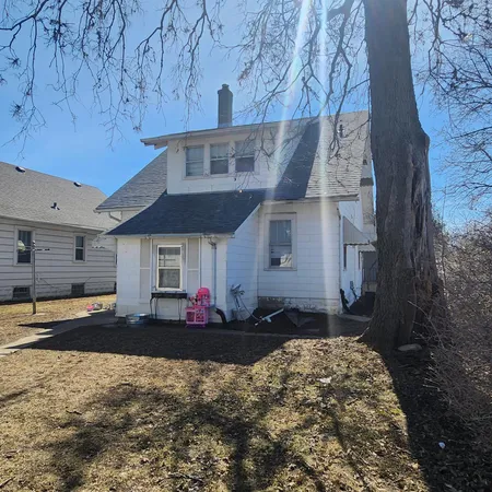 $324,990 | 1110 West Oakland Avenue, Austin, MN 55912