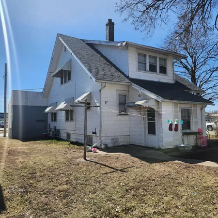 $324,990 | 1110 West Oakland Avenue, Austin, MN 55912