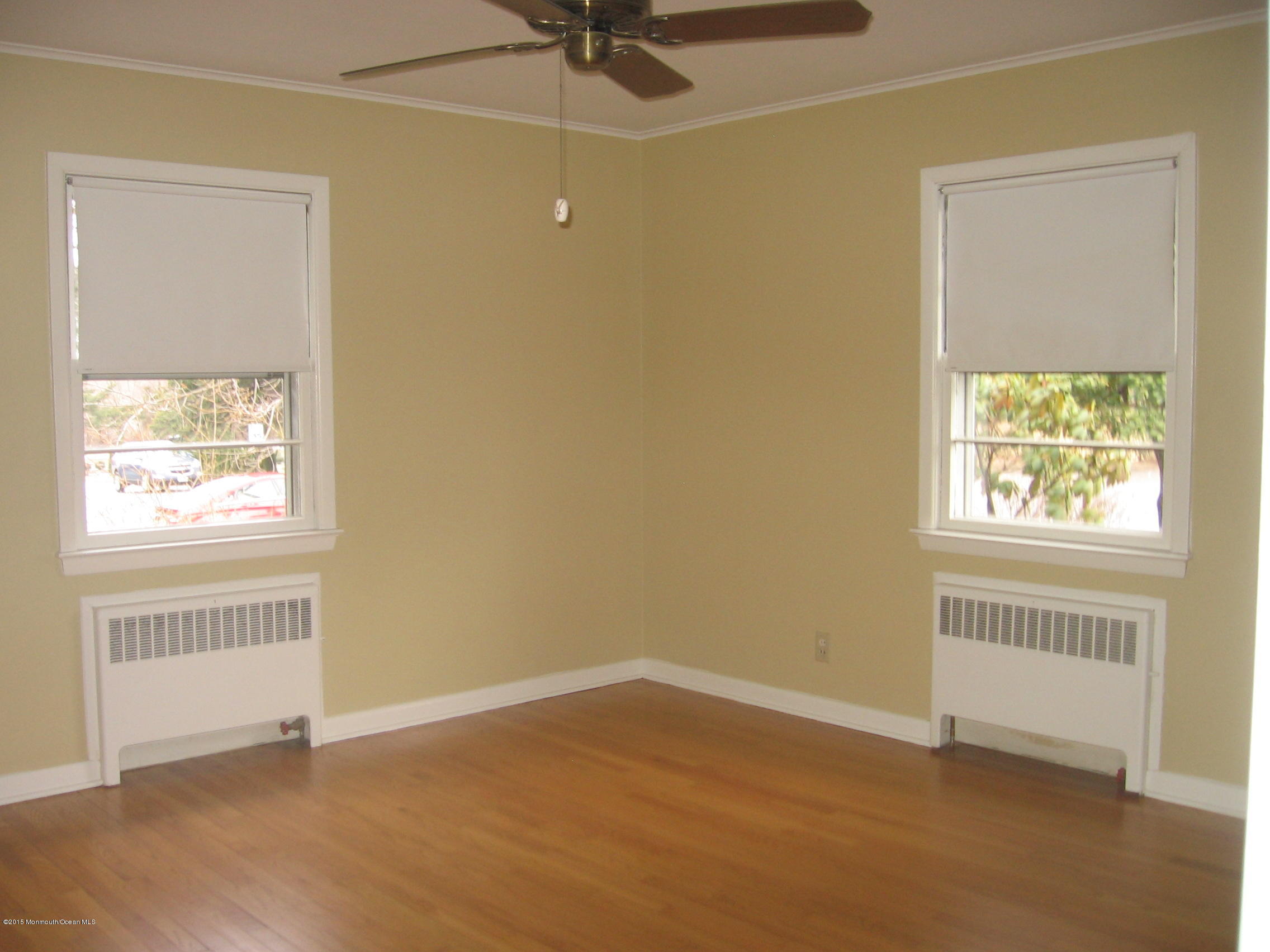 112 Tennent Road Morganville, NJ 07751 - Photo 5 of 10 112 Tennent 006.JPG