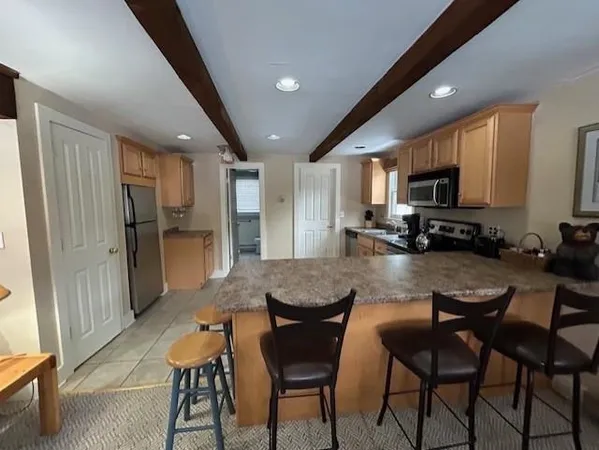 $1,850 | 4 Skytop Drive, Newbury, NH 03255