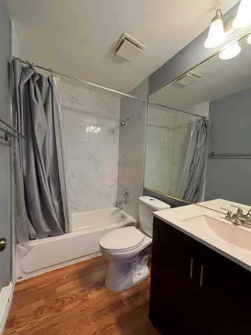 $1,985 | 175 North Waters Edge Drive, Unit 201, Glendale Heights, IL 60139