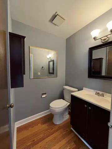 $1,985 | 175 North Waters Edge Drive, Unit 201, Glendale Heights, IL 60139