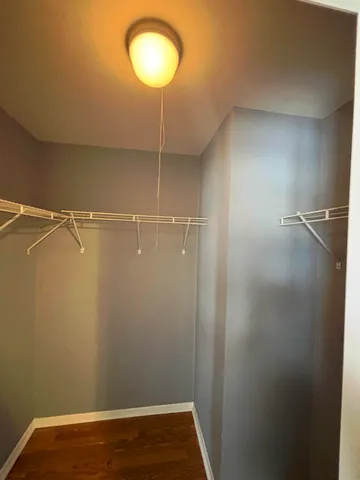 $1,985 | 175 North Waters Edge Drive, Unit 201, Glendale Heights, IL 60139