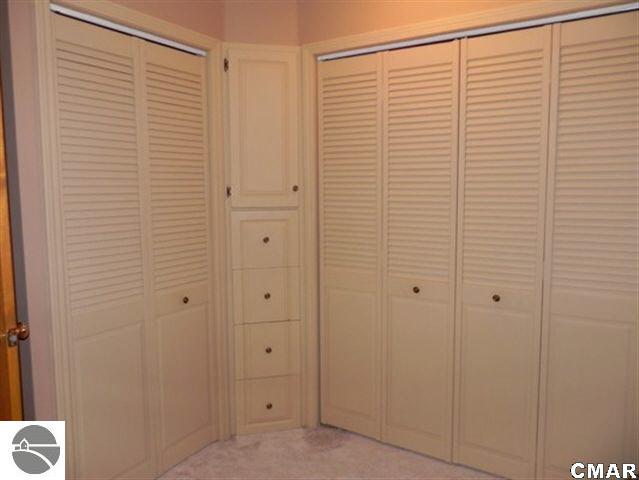 2689 West Wing Road Mount Pleasant, MI 48858 - Photo 15 of 23 1773719-14.JPG