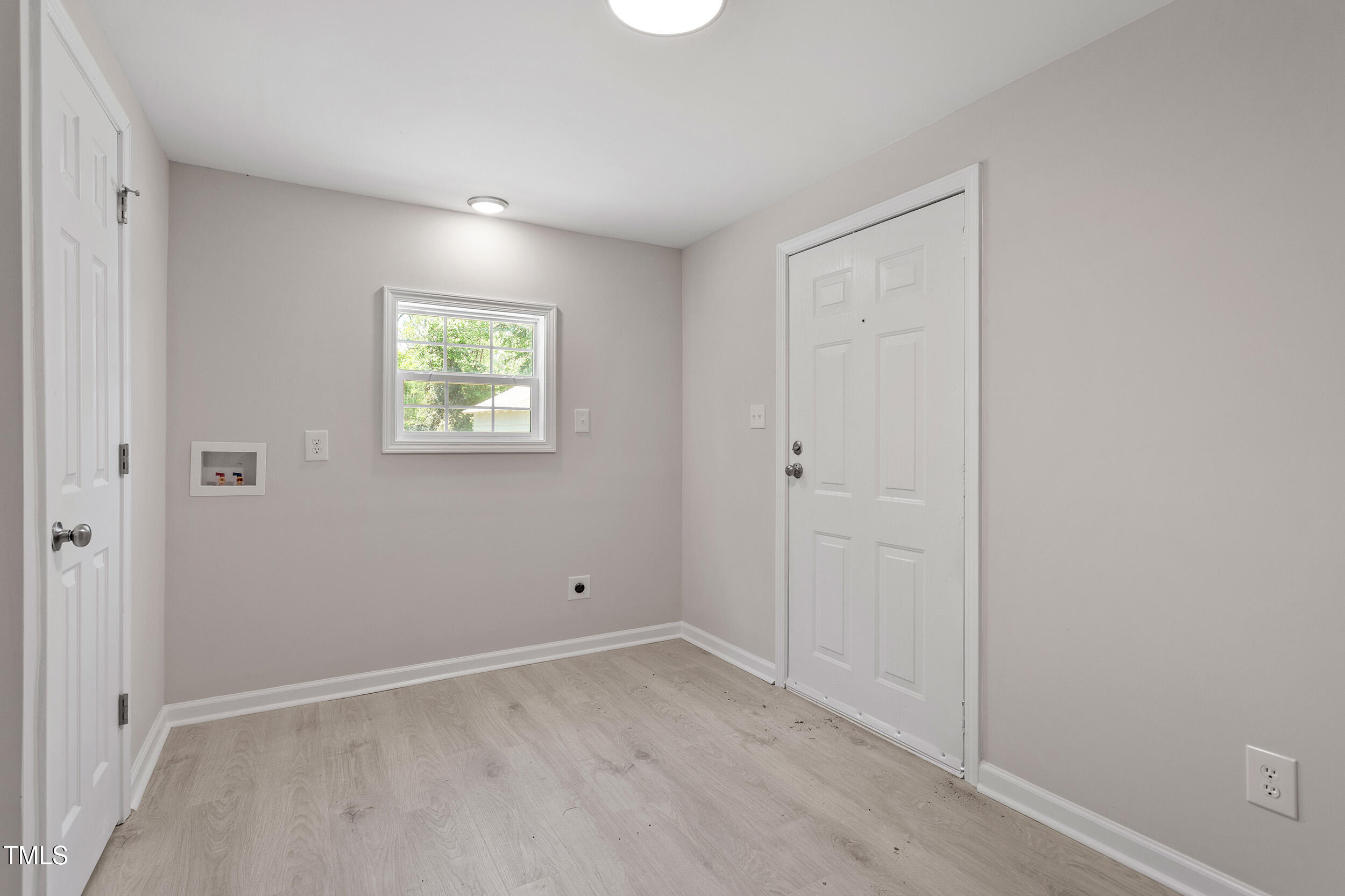 5049 West Hornes Church Road Bailey, NC 27807 - Photo 24 of 27 a view of room and window