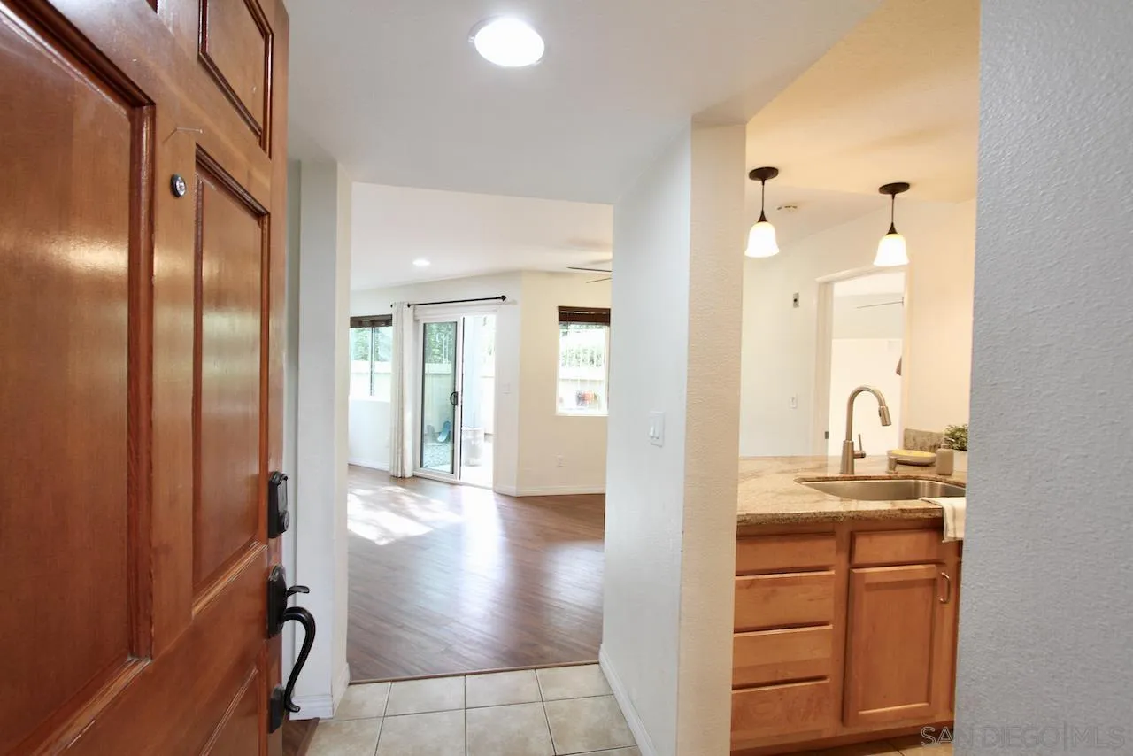 3021 Golden Oak Way Spring Valley, CA 91978 - Photo 2 of 20