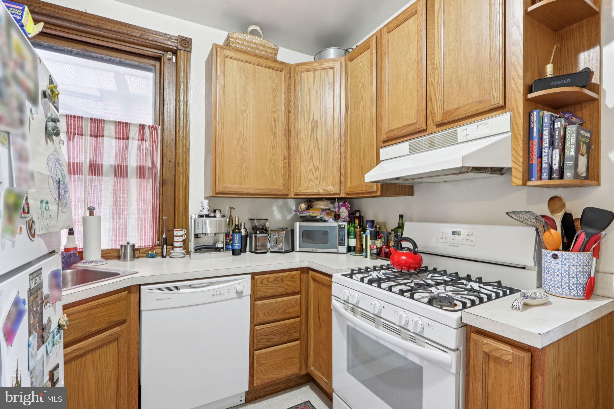 905 South 48th Street Philadelphia, PA 19143 - Photo 61 of 128 905 S. 48th 2nd fl B