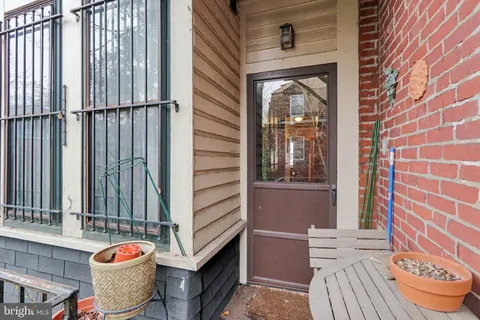$1,175,000 | 905 South 48th Street, Philadelphia, PA 19143