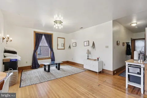 $1,175,000 | 905 South 48th Street, Philadelphia, PA 19143