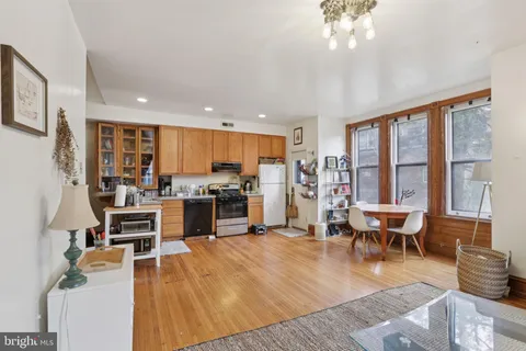 $1,175,000 | 905 South 48th Street, Philadelphia, PA 19143