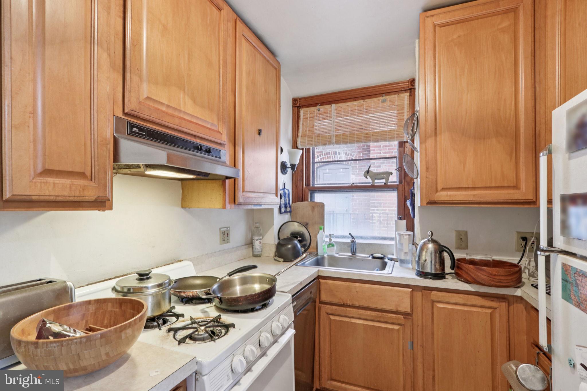 905 South 48th Street Philadelphia, PA 19143 - Photo 100 of 128 905 S. 48th 3rd fl D
