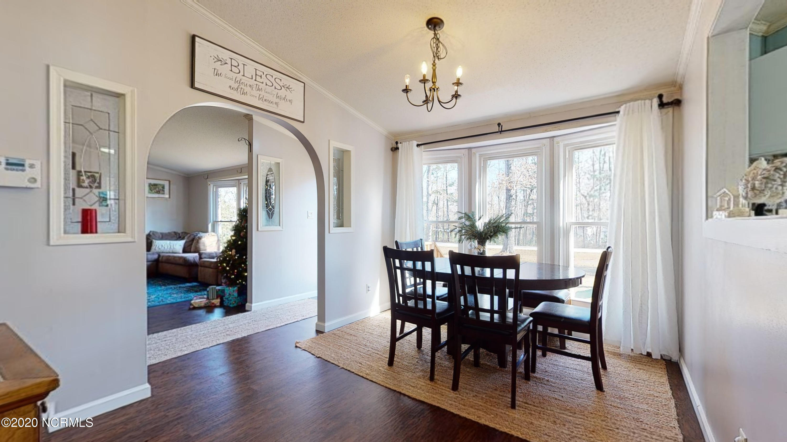 212 Newbold Road Jacksonville, NC 28540 - Photo 6 of 19 Dining
