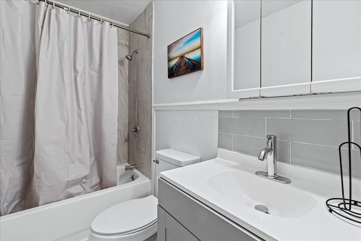 5143 Rutledge Drive North Columbus, OH 43232 - Photo 11 of 29 Gallery Image 11