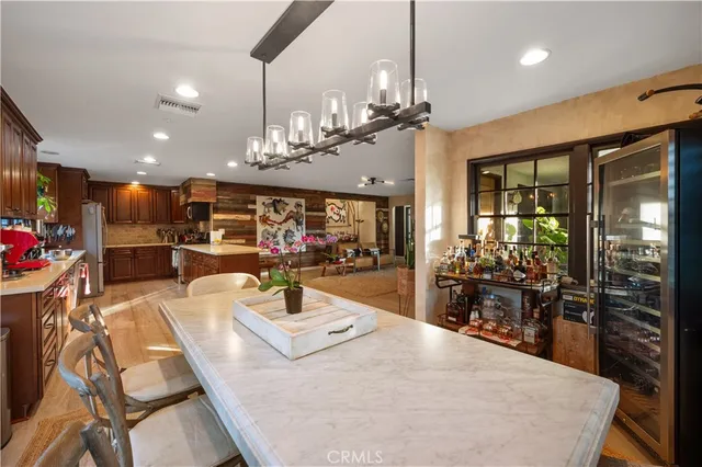 $2,295,000 | 5526 Fulton Avenue, Sherman Oaks, CA 91401