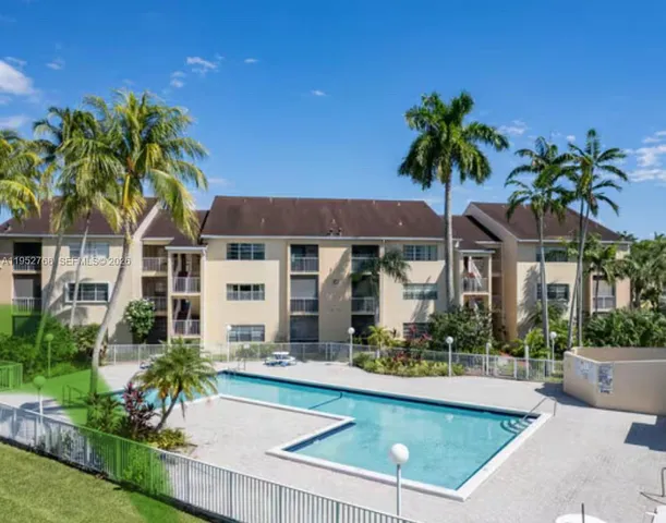 $228,900 | 15340 Southwest 106th Terrace, Unit 819, Miami, FL 33196