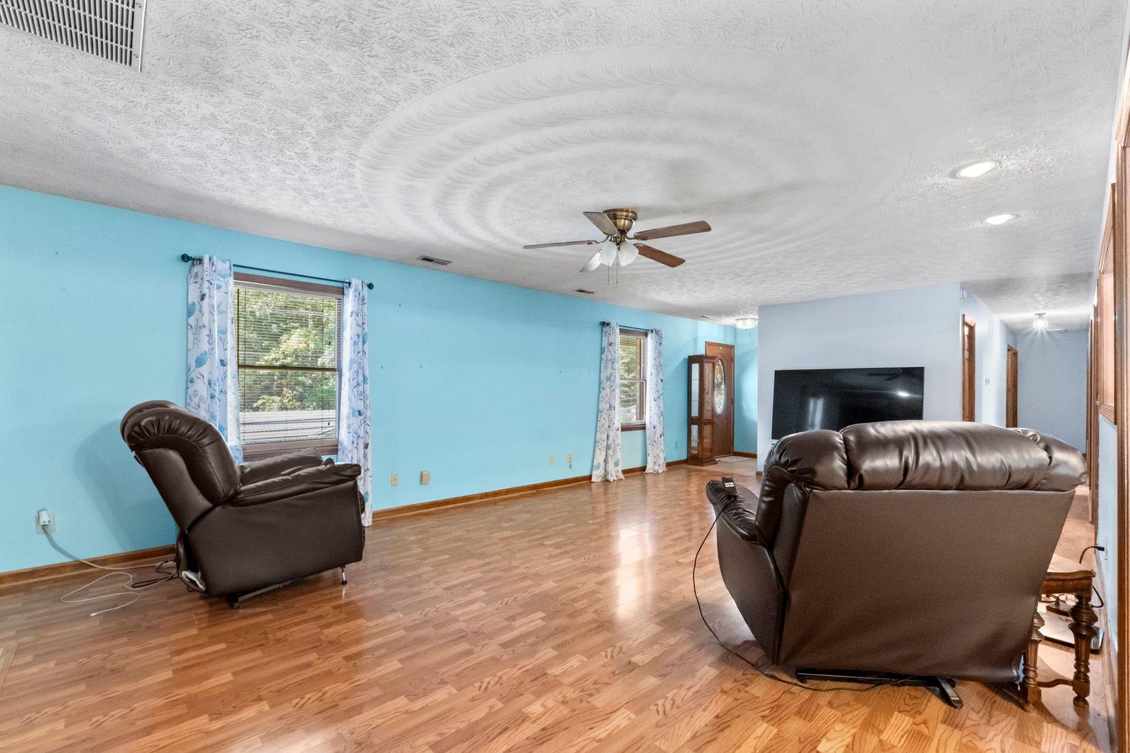 98 Isaac Park Road Louisa, KY 41230 - Photo 11 of 36