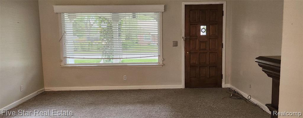 20120 Rensellor Street Livonia, MI 48152 - Photo 21 of 44 Gallery Image 21
