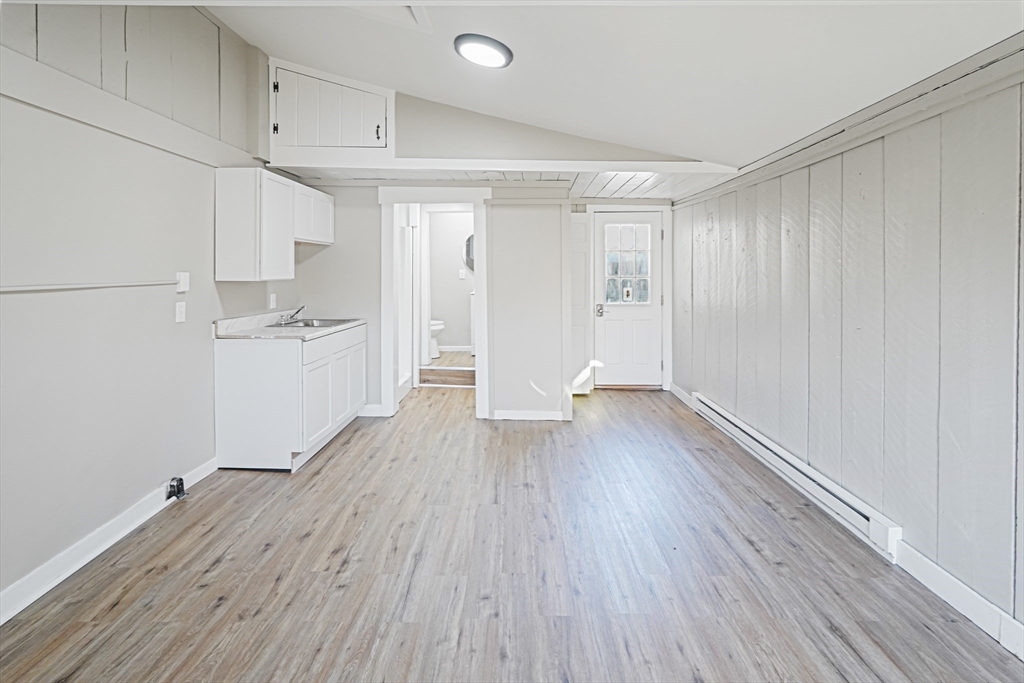 62-64 Willow Road Ayer, MA 01432 - Photo 5 of 40