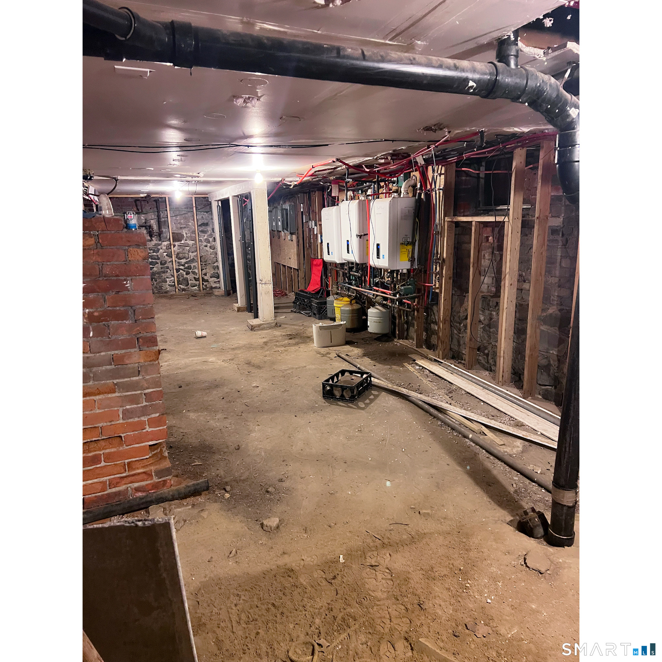 462 Summit Street Hartford, CT 06106 - Photo 3 of 6