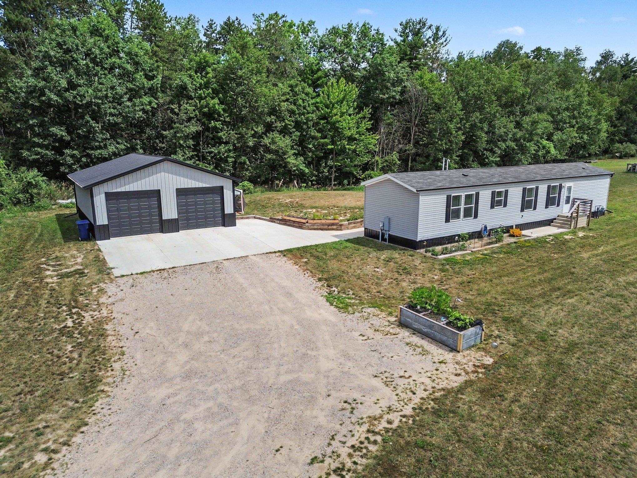 8985 South Fordyce Road Mount Pleasant, MI 48858 - Photo 2 of 31 Gallery Image 2