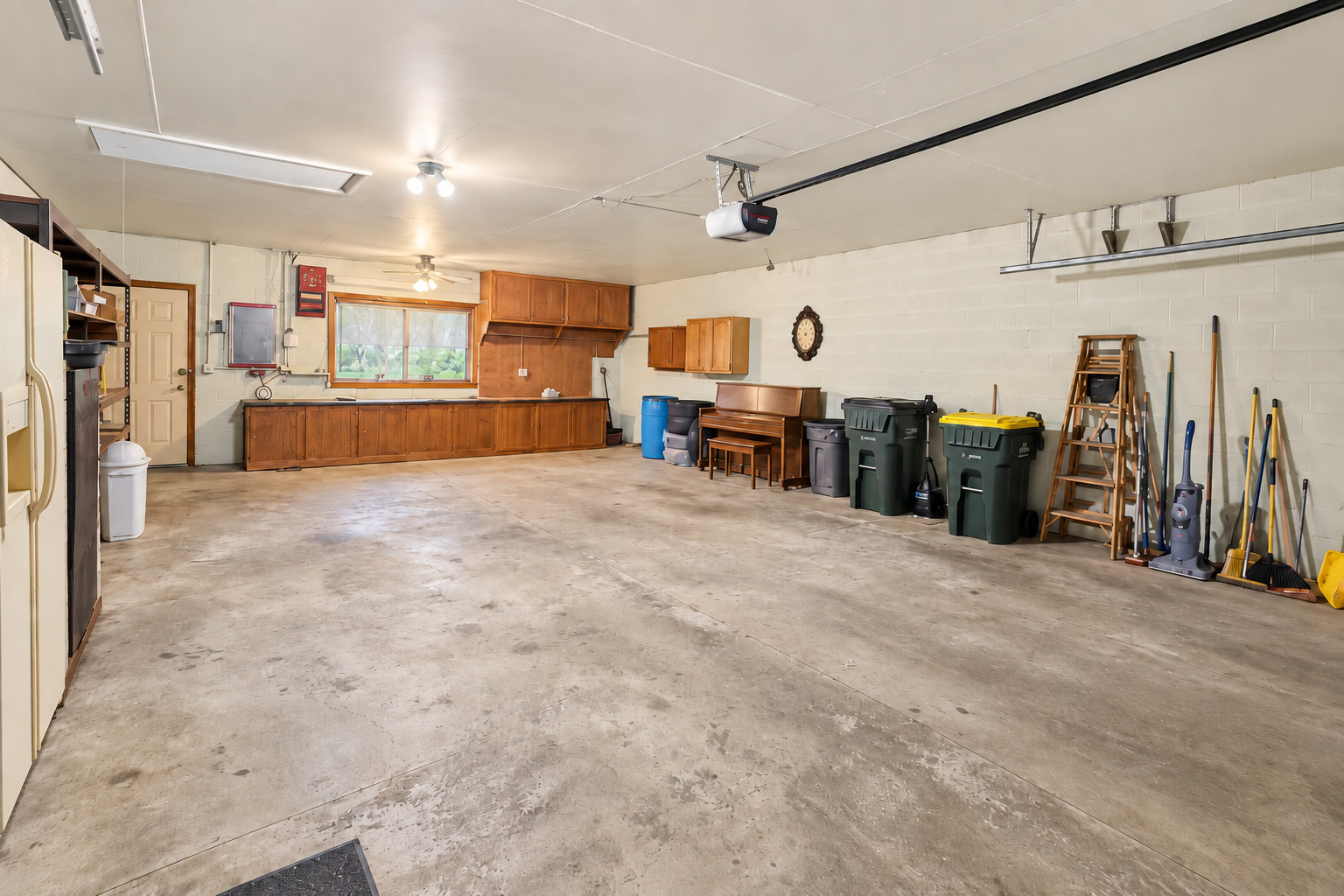 1428 Roslyn Road Schaumburg, IL 60193 - Photo 56 of 56 Gallery Image 56