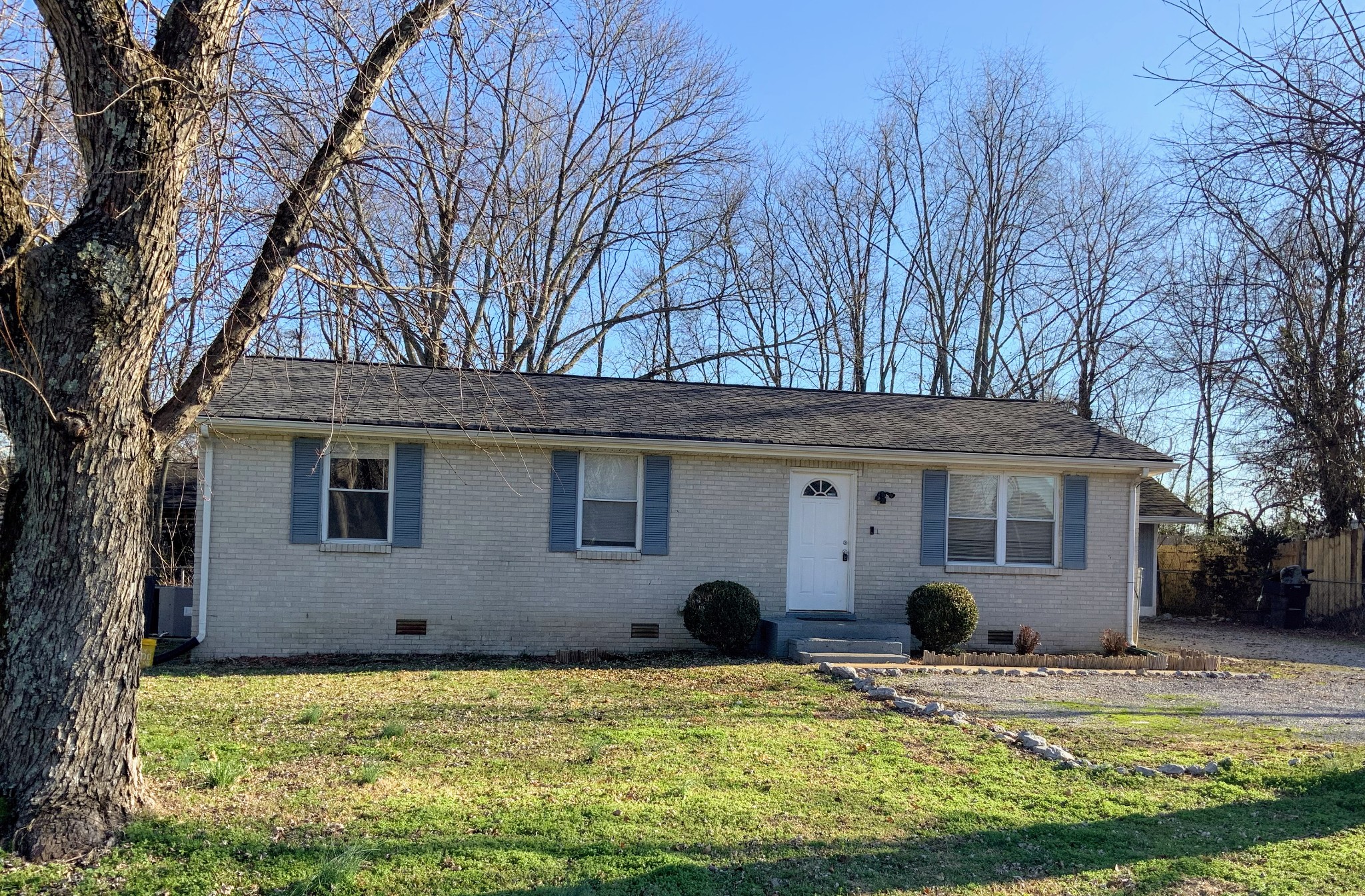 2006 South Rutherford Boulevard Murfreesboro, TN 37127 - Photo 1 of 23 Gallery Image 1