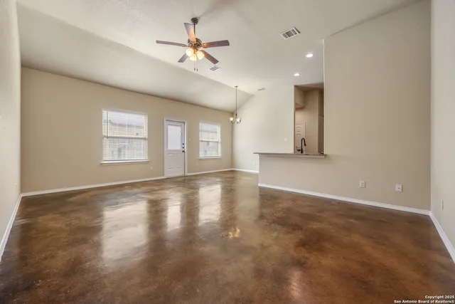 $1,500 | 212 Ragsdale Way, New Braunfels, TX 78130