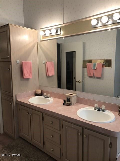 21 Timber Ridge Loop Show Low, AZ 85901 - Photo 19 of 33 Gallery Image 19