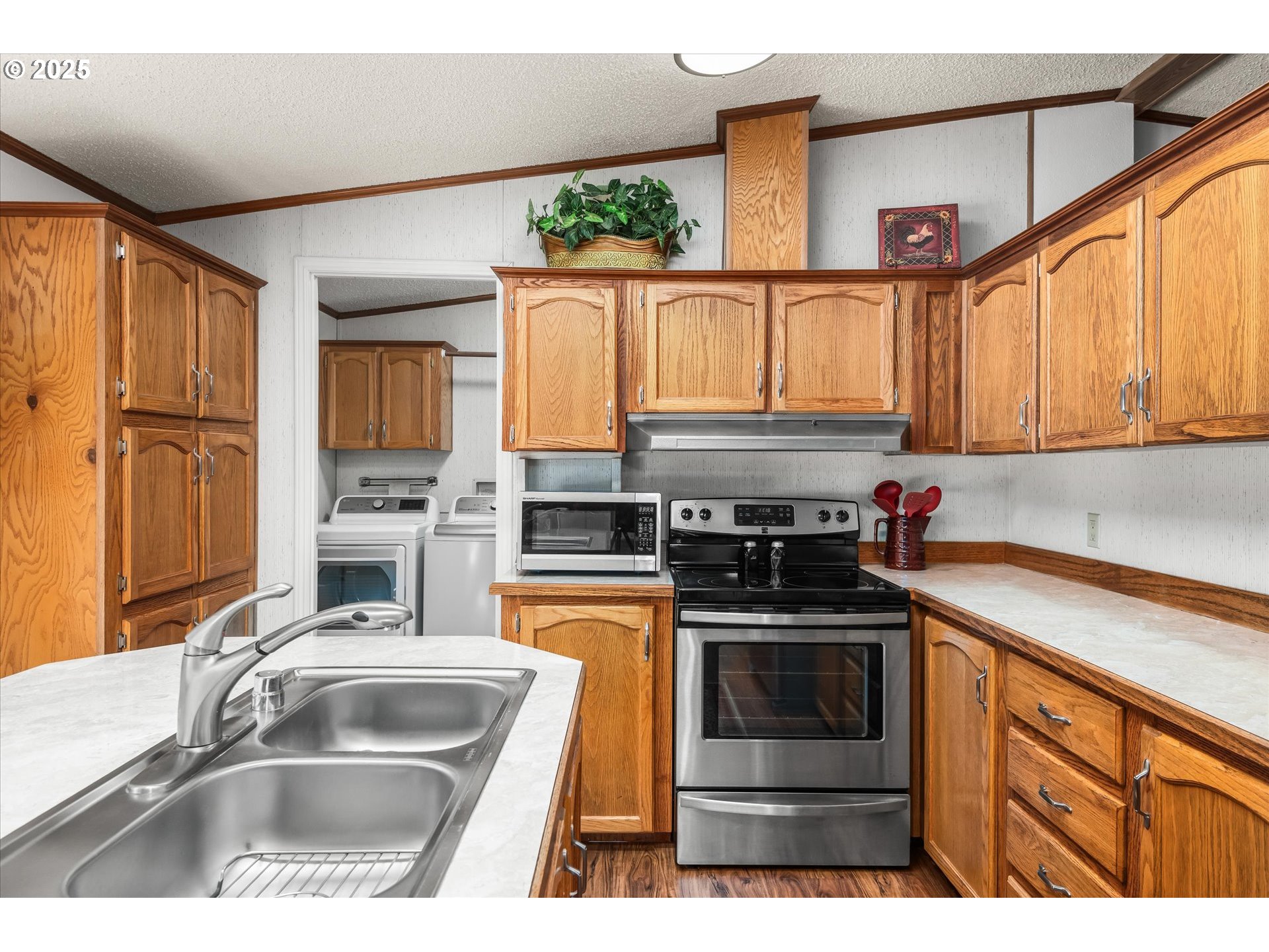 56502 North Bank Road Blue River, OR 97413 - Photo 26 of 38 Gallery Image 26