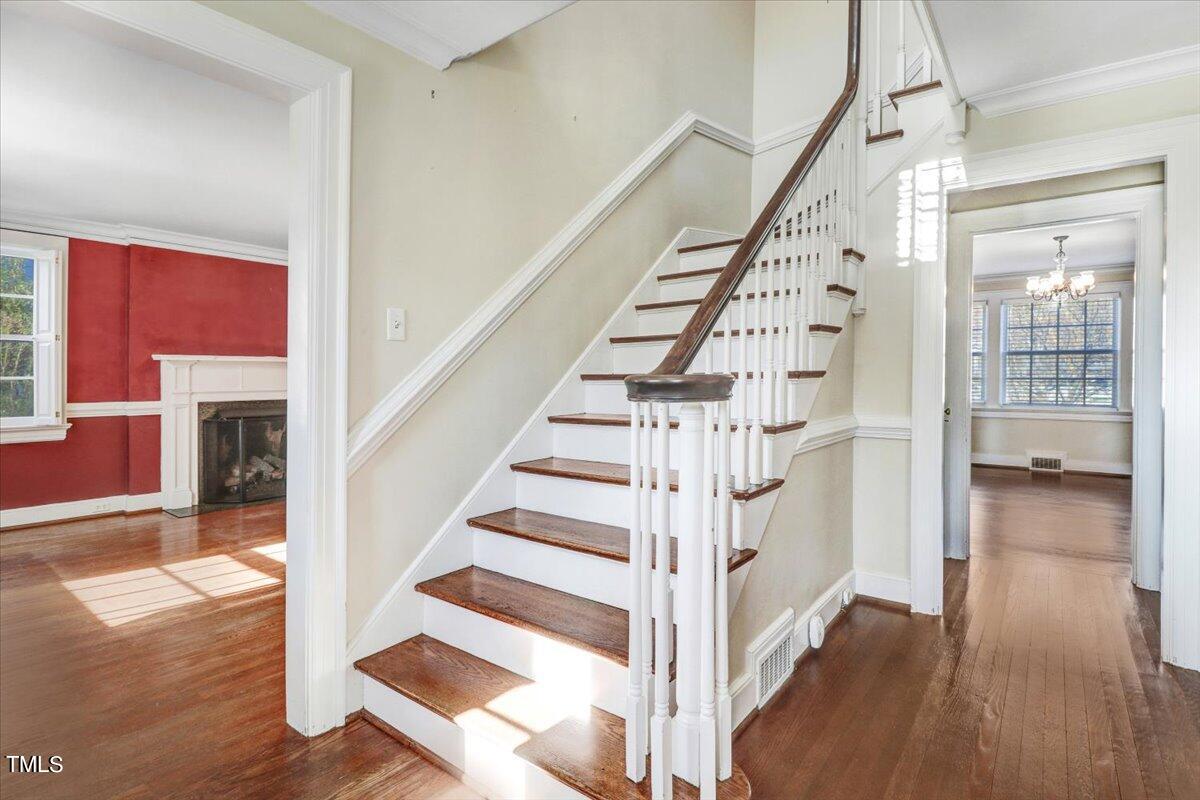 1015 Brooks Avenue Raleigh, NC 27607 - Photo 4 of 58 Entry Foyer