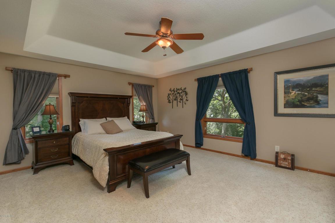 1129 Tiger Lane Southeast Rochester, MN 55904 - Photo 15 of 41 Gallery Image 15