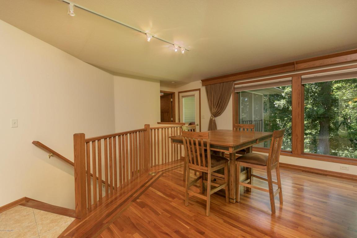 1129 Tiger Lane Southeast Rochester, MN 55904 - Photo 7 of 41 Gallery Image 7