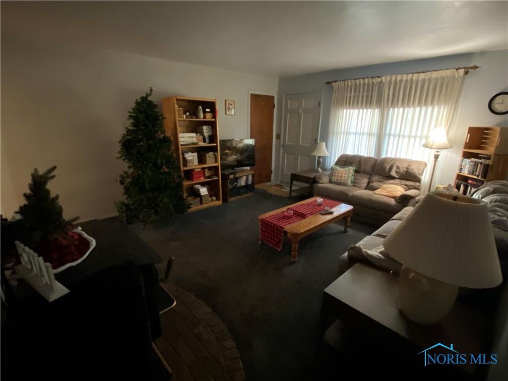336 Hayes Road Toledo, OH 43615 - Photo 9 of 24 Gallery Image 9