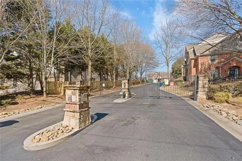 $635,000 | 2763 Durham Drive Northeast, Brookhaven, GA 30319